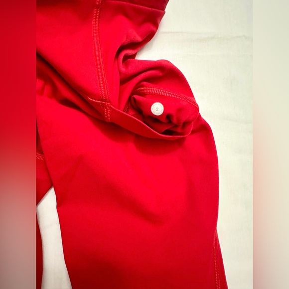 NWOT Lululemon Swift Speed HR Tight 28" -
Dark Red (First Release) - 2 - Picture 12 of 13